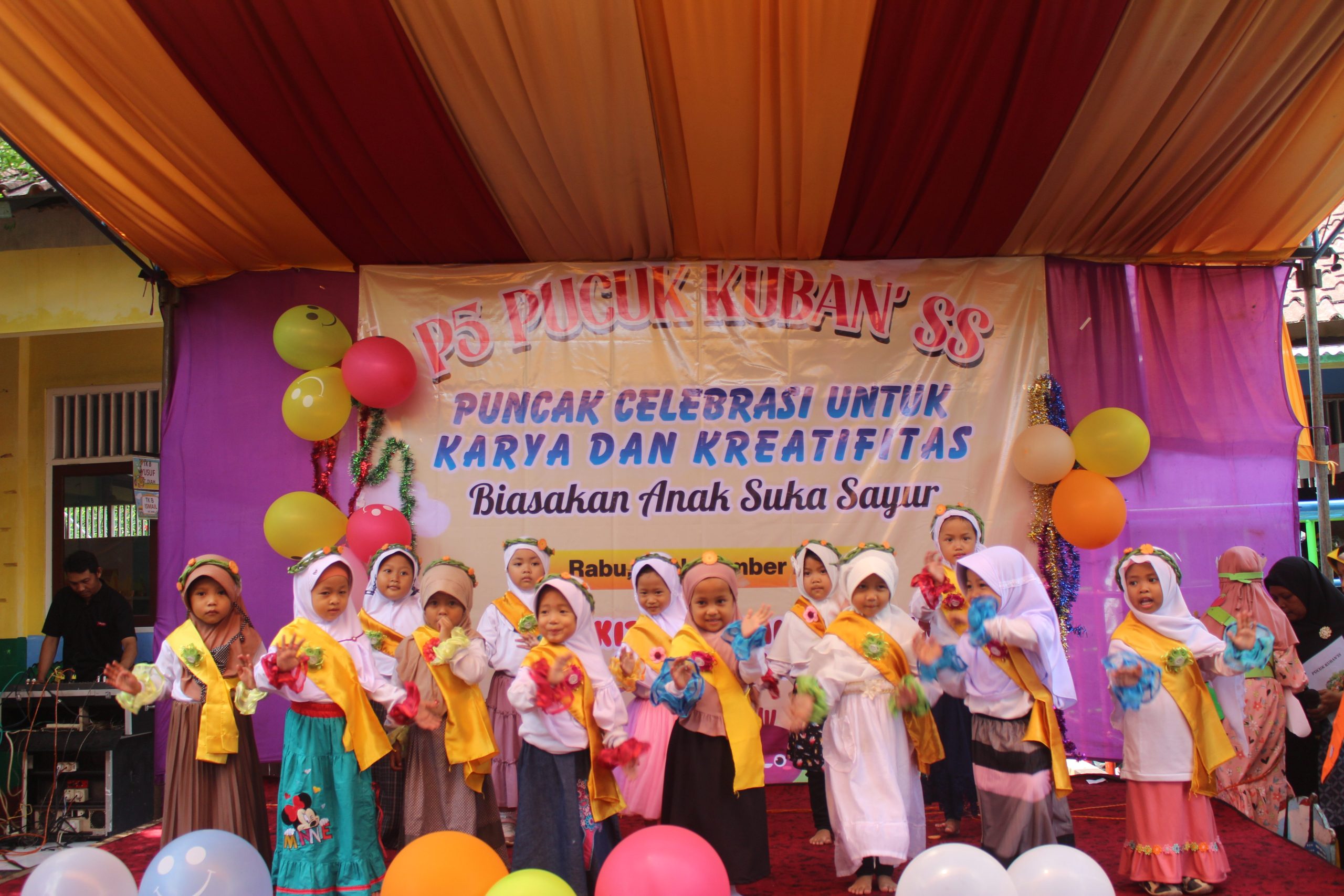 Penampilan Siswa di acara Gelar Karya P5 KBIT TKIT Fi Ahsani Taqwim